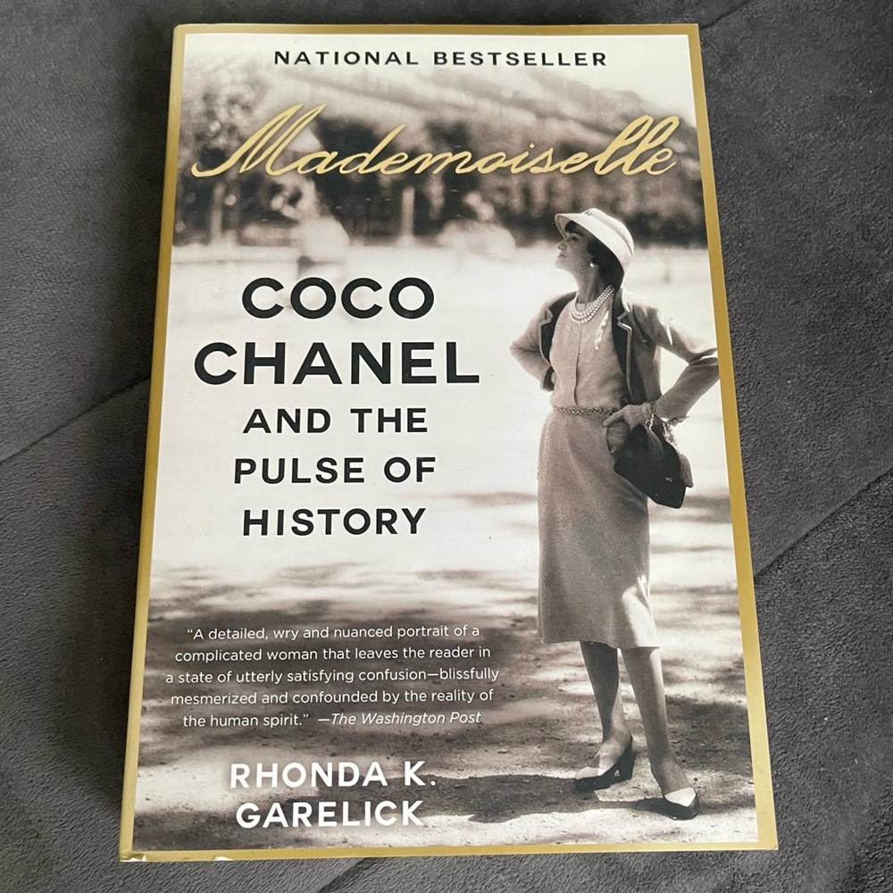 Mademoiselle: Coco Chanel and the Pulse of History Book